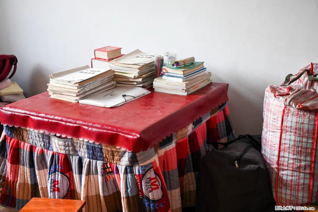 全网追的“扁担女孩”，找了一份暑假工，时薪12元 - 宜昌生活资讯 - 宜昌28生活网 yc.28life.com